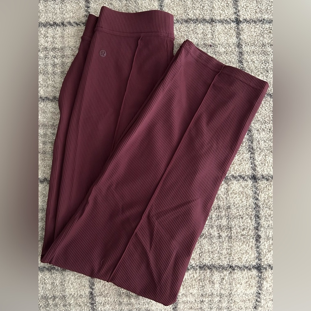 Lululemon Urban Strides  High-Rise Pant 25" - Picture 6 of 8